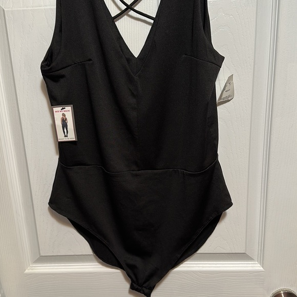 Black body suit - Picture 2 of 7